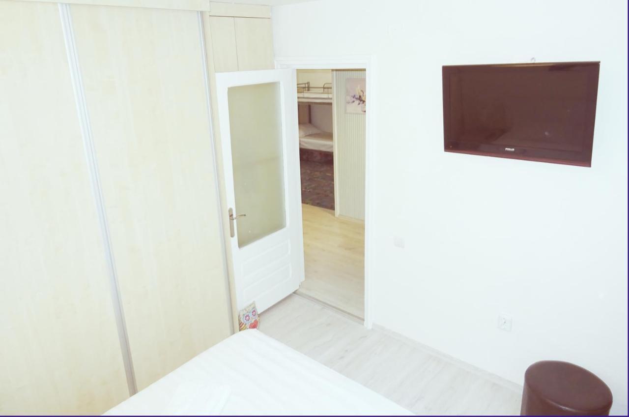 Smart Apartament Piatra Neamţ Exterior foto